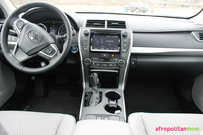 2015 Toyota Camry Hybrid SE Review - Afropolitan Mom
