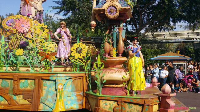 Snow White at the Disneyland Soundsational Parade
