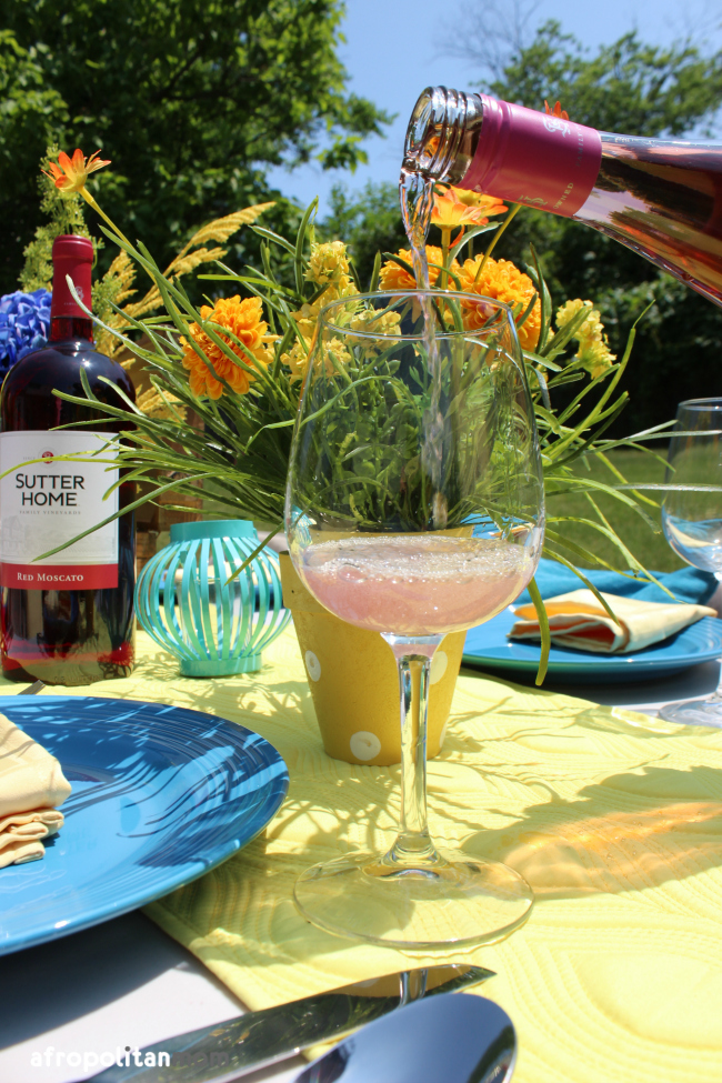 Bright Summer Dinner Party Ideas and Tips