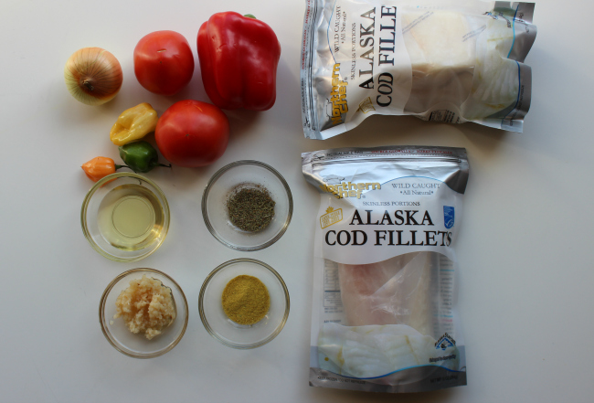 Wild Alaska Cod Fillet in Spicy Tomato Sauce ingredients