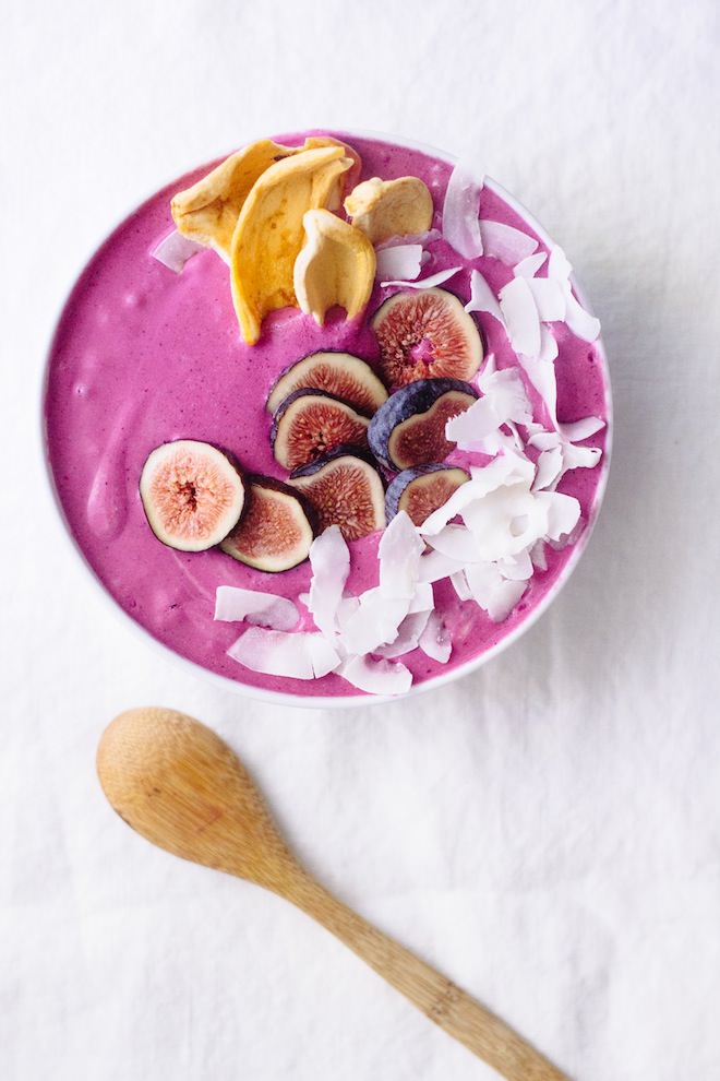 dragon-fruit-smoothie-bowl1