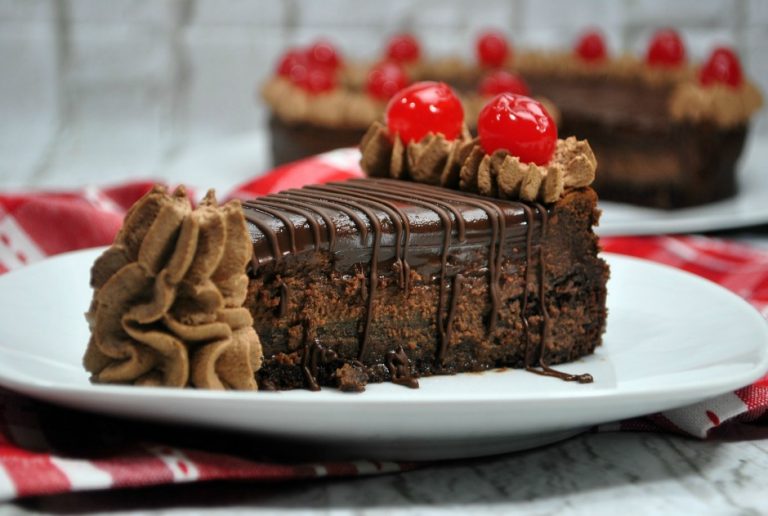 Double Chocolate Cheesecake with Chocolate Ganache – Afropolitan Mom