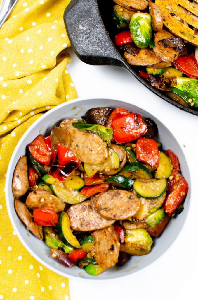 Chicken Sausage and Veggie Skillet is easy, fast and delicious to make, ready in less than 30 minutes!  Low-calorie, Keto, gluten-free, dairy-free, and low-carbs.